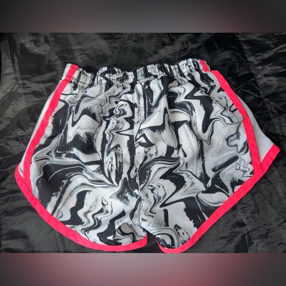 Nike Girls Black and White Marble Shorts with Pink Trim - Picture 2 of 3